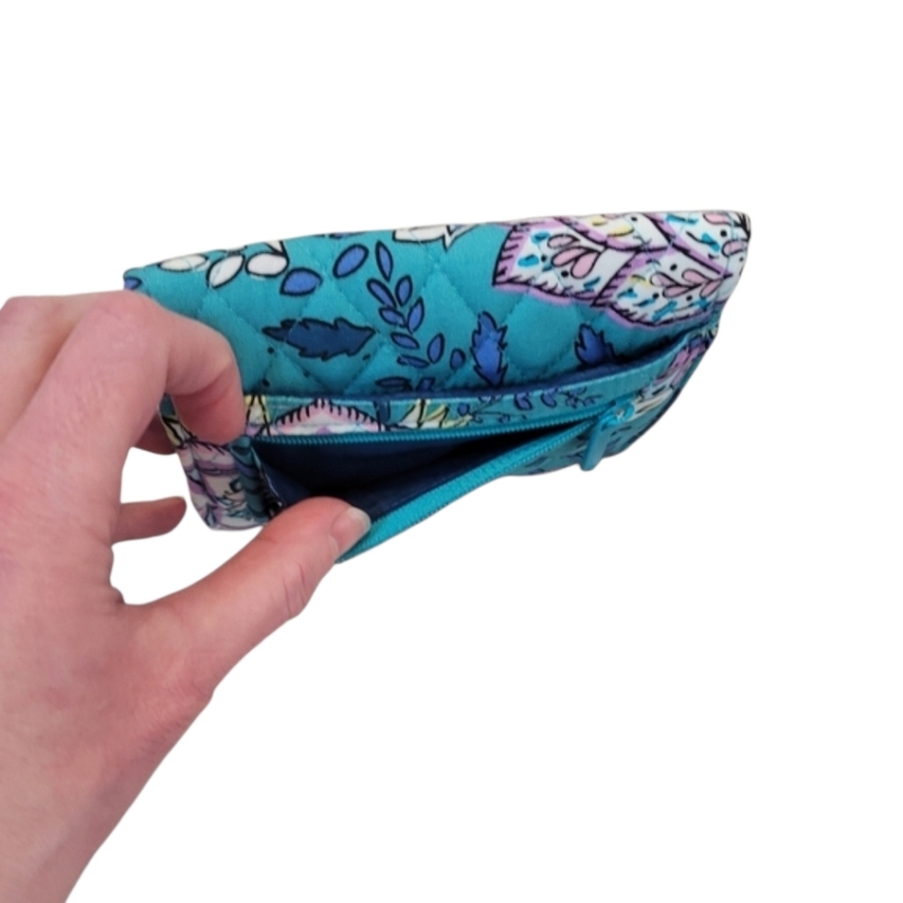 Vera Bradley Crossbody Purse with Tri Fold Wallet in Peacock Garden - Picture 14 of 15